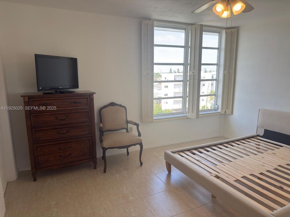 En Venta: $250,000 (1 camas, 1 baños, 643 Pies cuadrados)