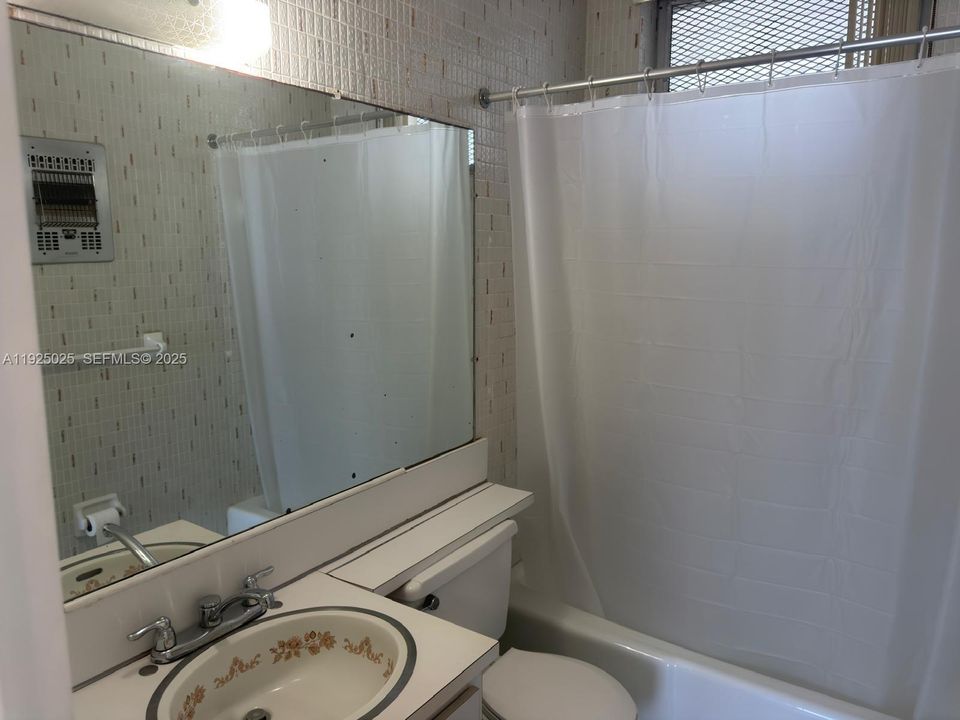 En Venta: $250,000 (1 camas, 1 baños, 643 Pies cuadrados)