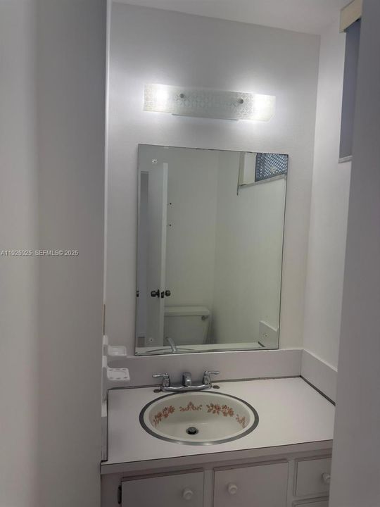 En Venta: $250,000 (1 camas, 1 baños, 643 Pies cuadrados)