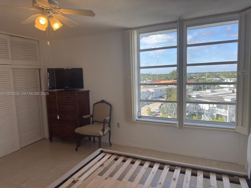 En Venta: $250,000 (1 camas, 1 baños, 643 Pies cuadrados)