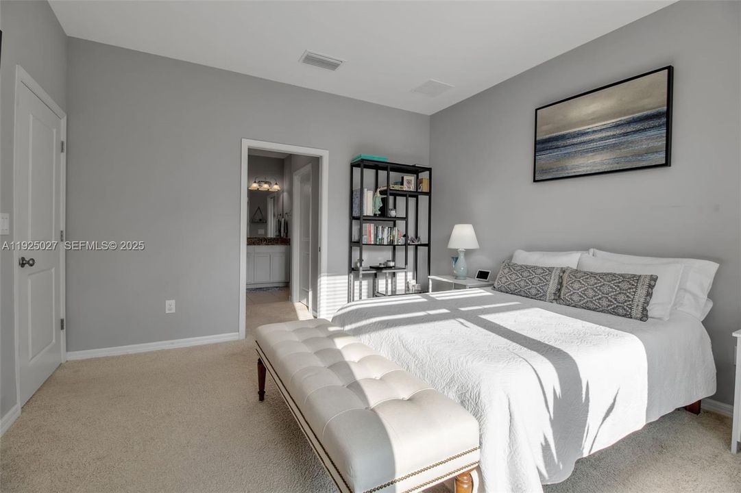 На продажу: $390,000 (2 спален, 2 ванн, 0 Квадратных фут)