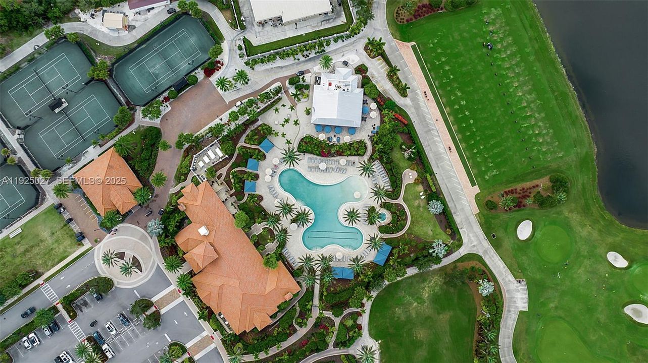 На продажу: $390,000 (2 спален, 2 ванн, 0 Квадратных фут)