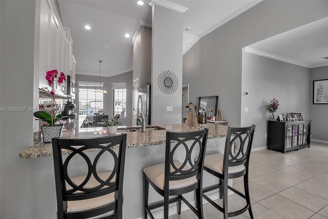 На продажу: $390,000 (2 спален, 2 ванн, 0 Квадратных фут)