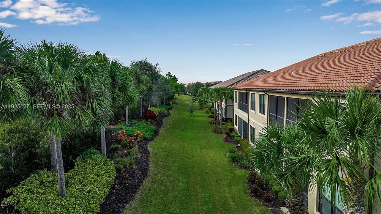 На продажу: $390,000 (2 спален, 2 ванн, 0 Квадратных фут)