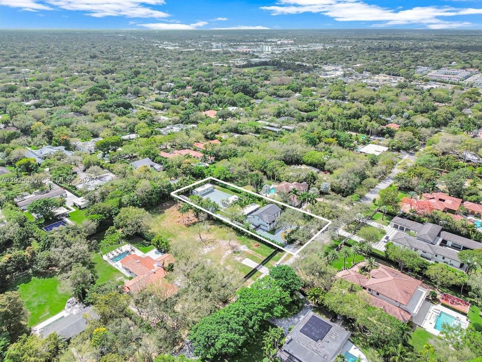 待售: $3,200,000 (5 贝兹, 4 浴室, 4119 平方英尺)