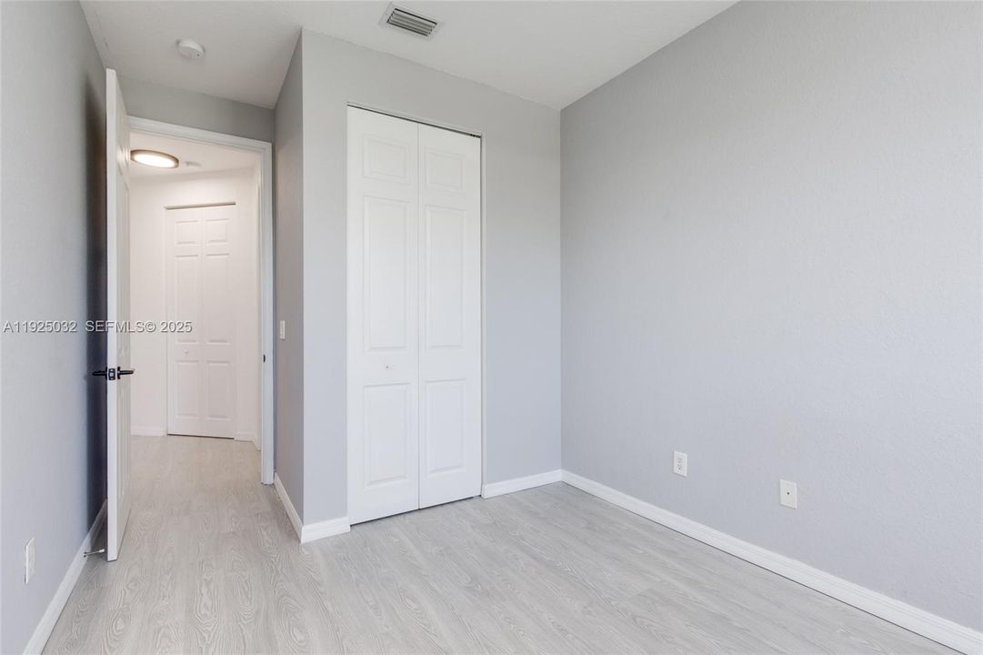 En Venta: $550,000 (3 camas, 2 baños, 1674 Pies cuadrados)