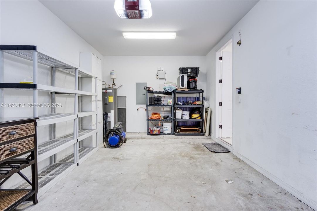 En Venta: $550,000 (3 camas, 2 baños, 1674 Pies cuadrados)