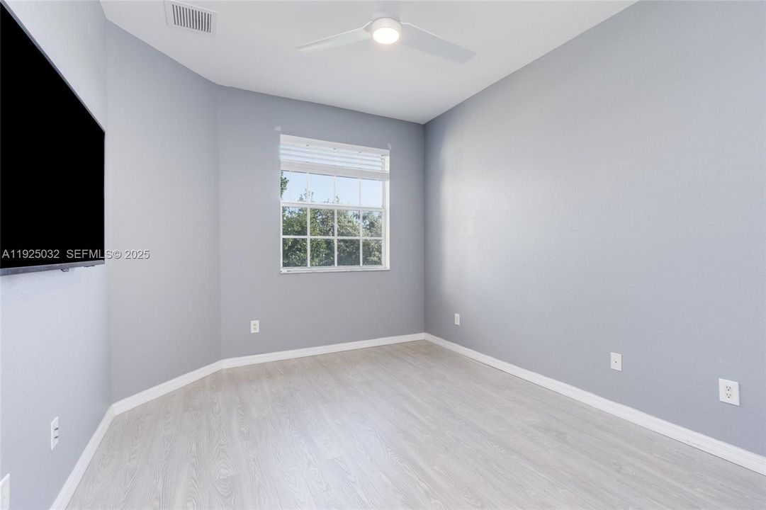 En Venta: $550,000 (3 camas, 2 baños, 1674 Pies cuadrados)