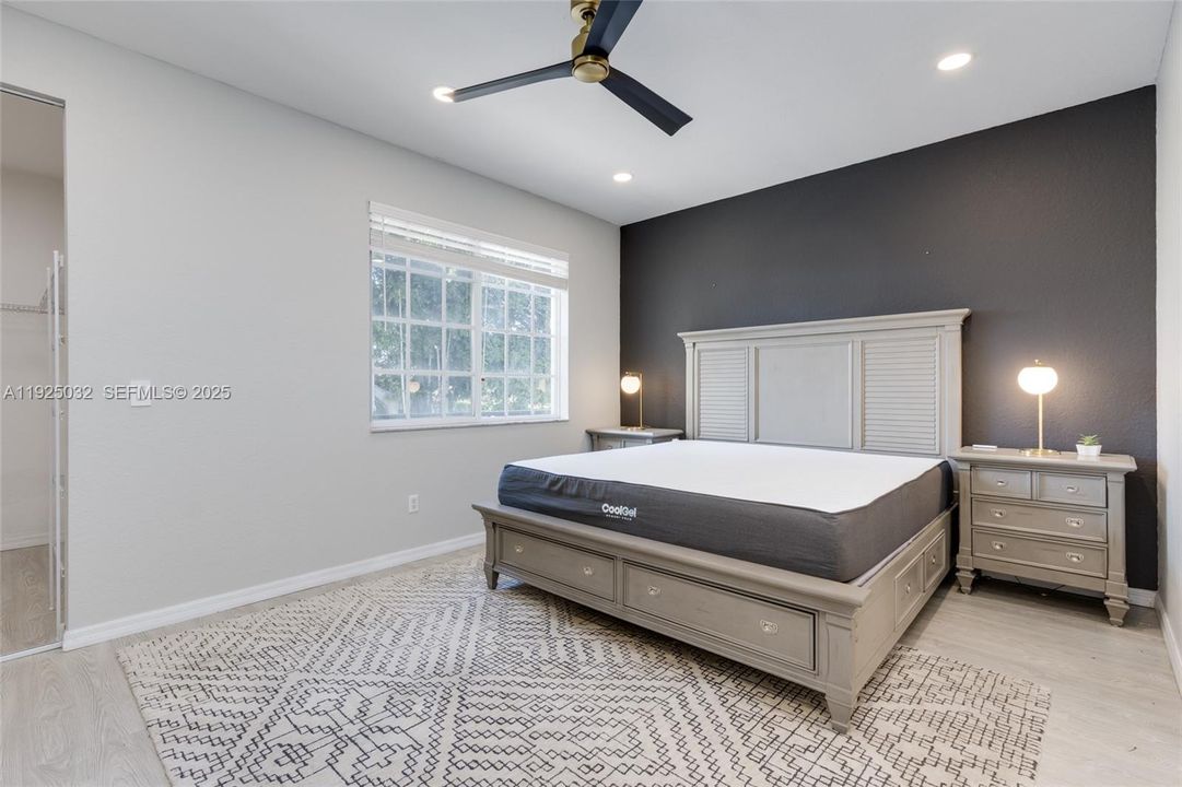 En Venta: $550,000 (3 camas, 2 baños, 1674 Pies cuadrados)