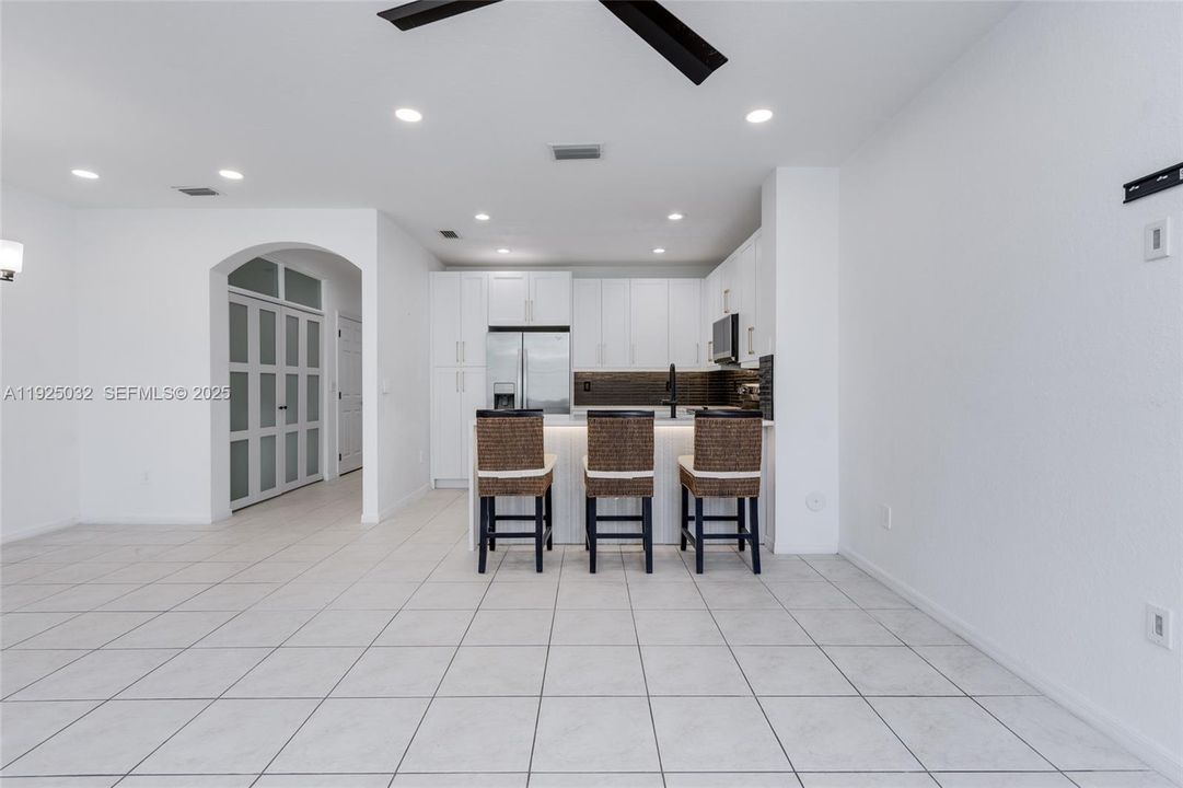 En Venta: $550,000 (3 camas, 2 baños, 1674 Pies cuadrados)