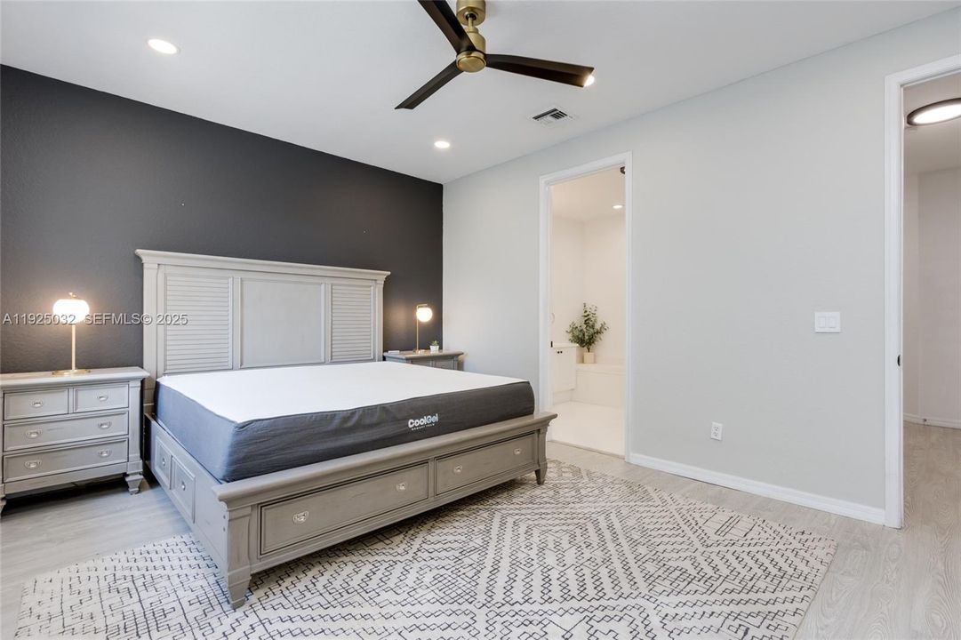 En Venta: $550,000 (3 camas, 2 baños, 1674 Pies cuadrados)