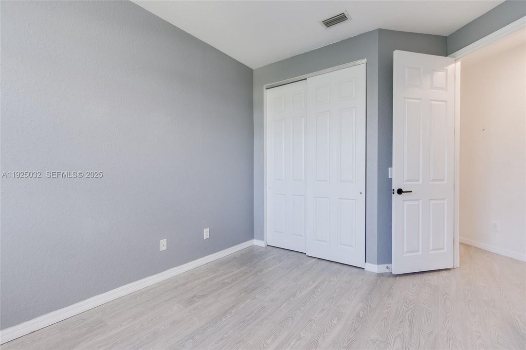 En Venta: $550,000 (3 camas, 2 baños, 1674 Pies cuadrados)