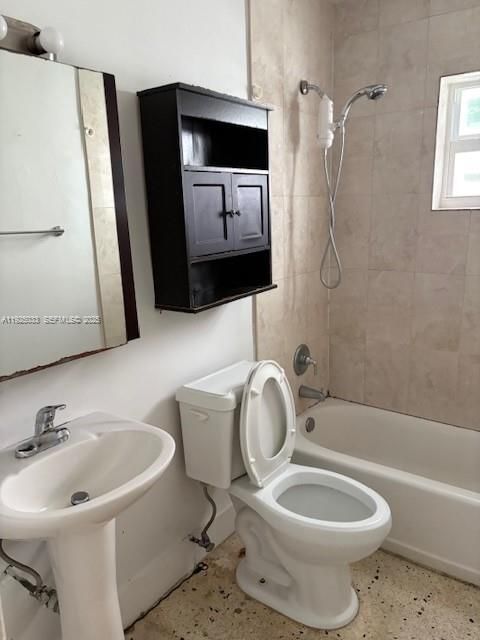 For Rent: $1,950 (2 beds, 1 baths, 689 Square Feet)