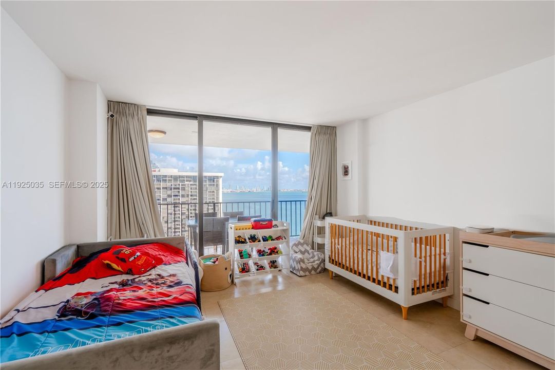 For Sale: $850,000 (2 beds, 2 baths, 1583 Square Feet)