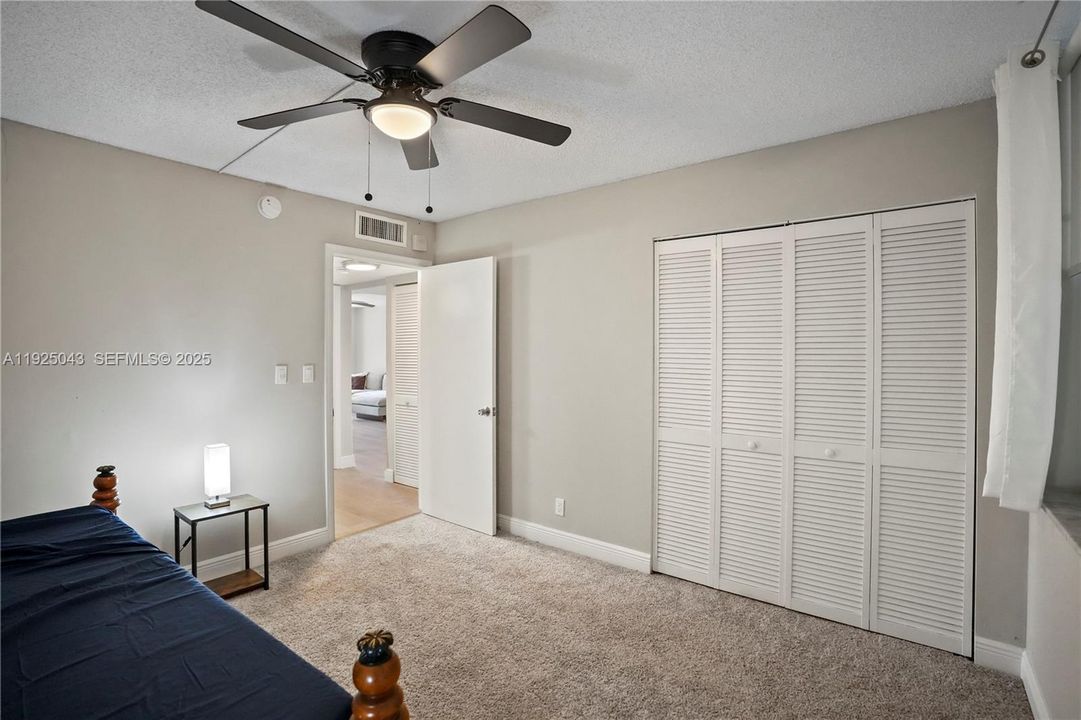 出租: $2,250 (2 贝兹, 2 浴室, 1035 平方英尺)