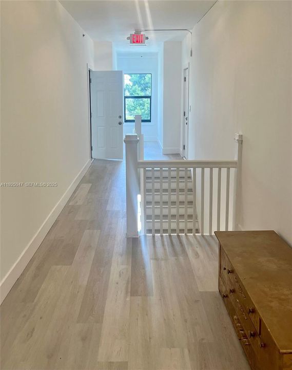 出租: $1,890 (1 贝兹, 1 浴室, 616 平方英尺)