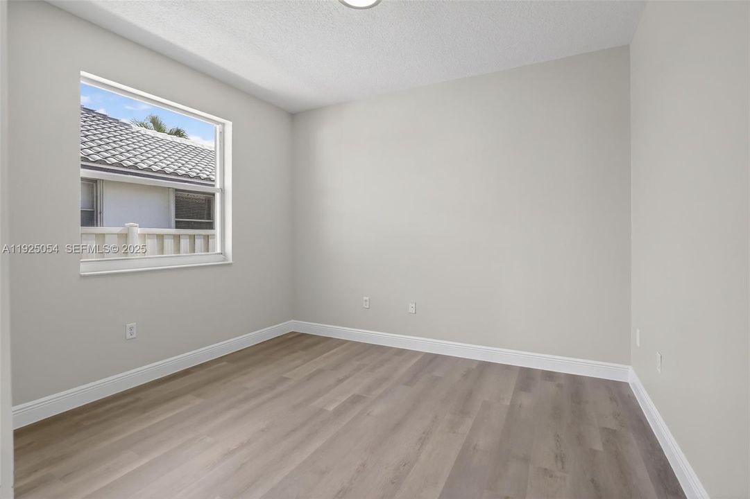 待售: $885,000 (4 贝兹, 3 浴室, 2444 平方英尺)