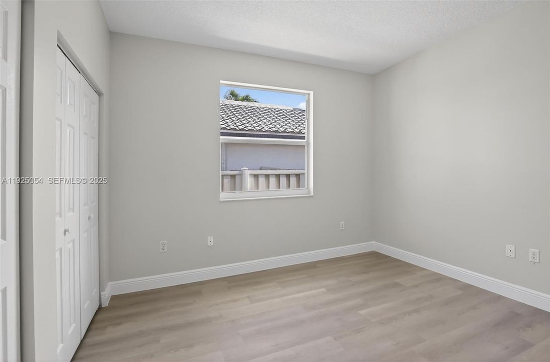 待售: $885,000 (4 贝兹, 3 浴室, 2444 平方英尺)