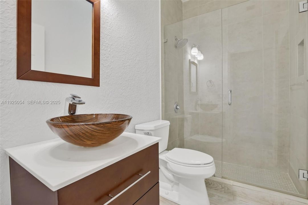 待售: $885,000 (4 贝兹, 3 浴室, 2444 平方英尺)