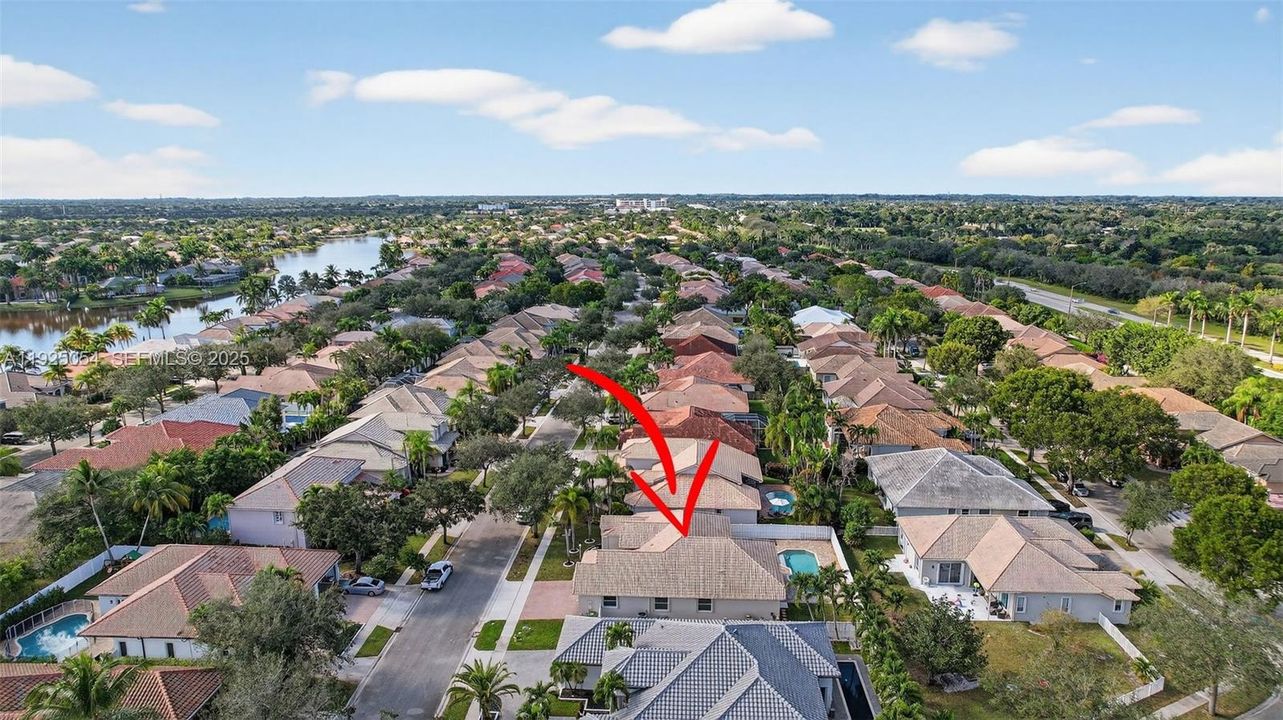 待售: $885,000 (4 贝兹, 3 浴室, 2444 平方英尺)