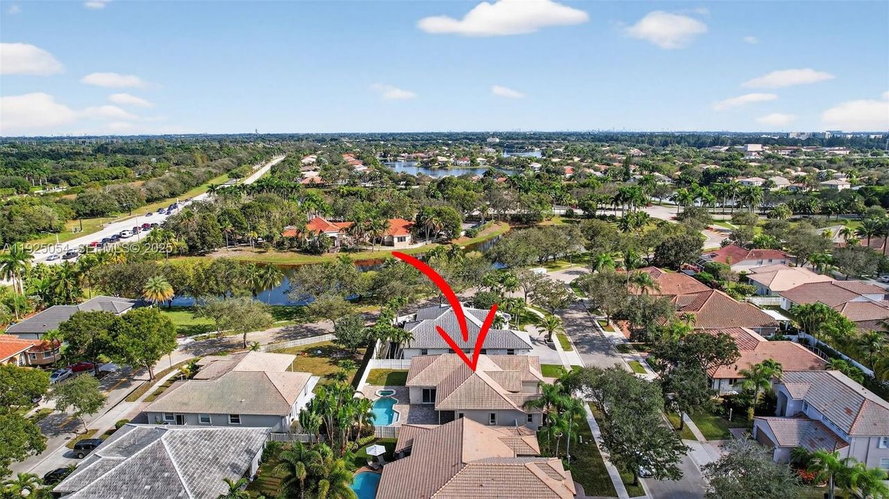 待售: $885,000 (4 贝兹, 3 浴室, 2444 平方英尺)