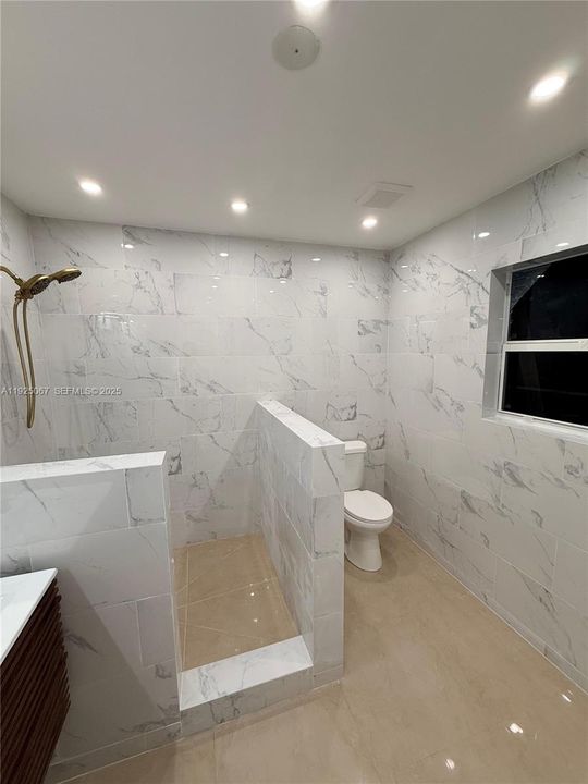 For Sale: $529,000 (3 beds, 2 baths, 1539 Square Feet)