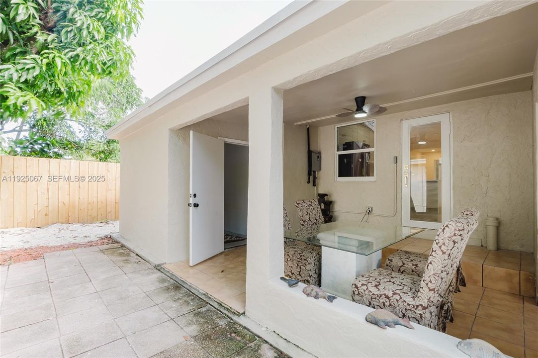 For Sale: $529,000 (3 beds, 2 baths, 1539 Square Feet)