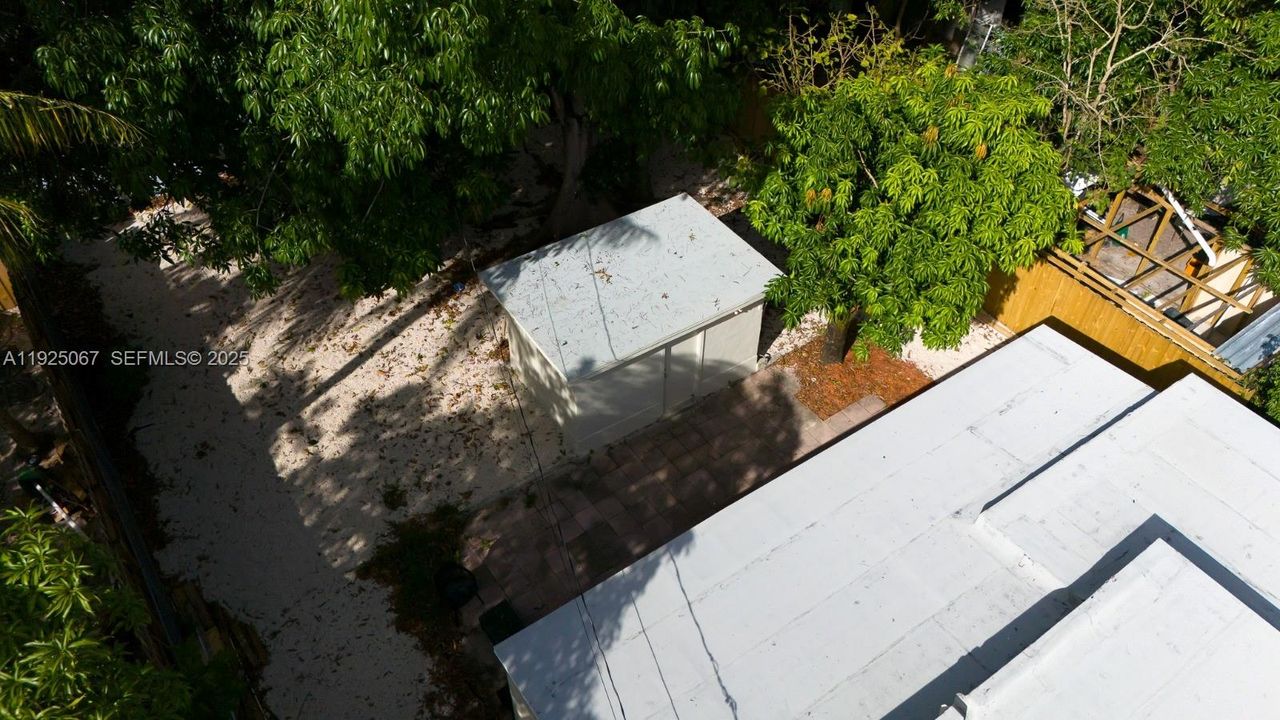 For Sale: $529,000 (3 beds, 2 baths, 1539 Square Feet)