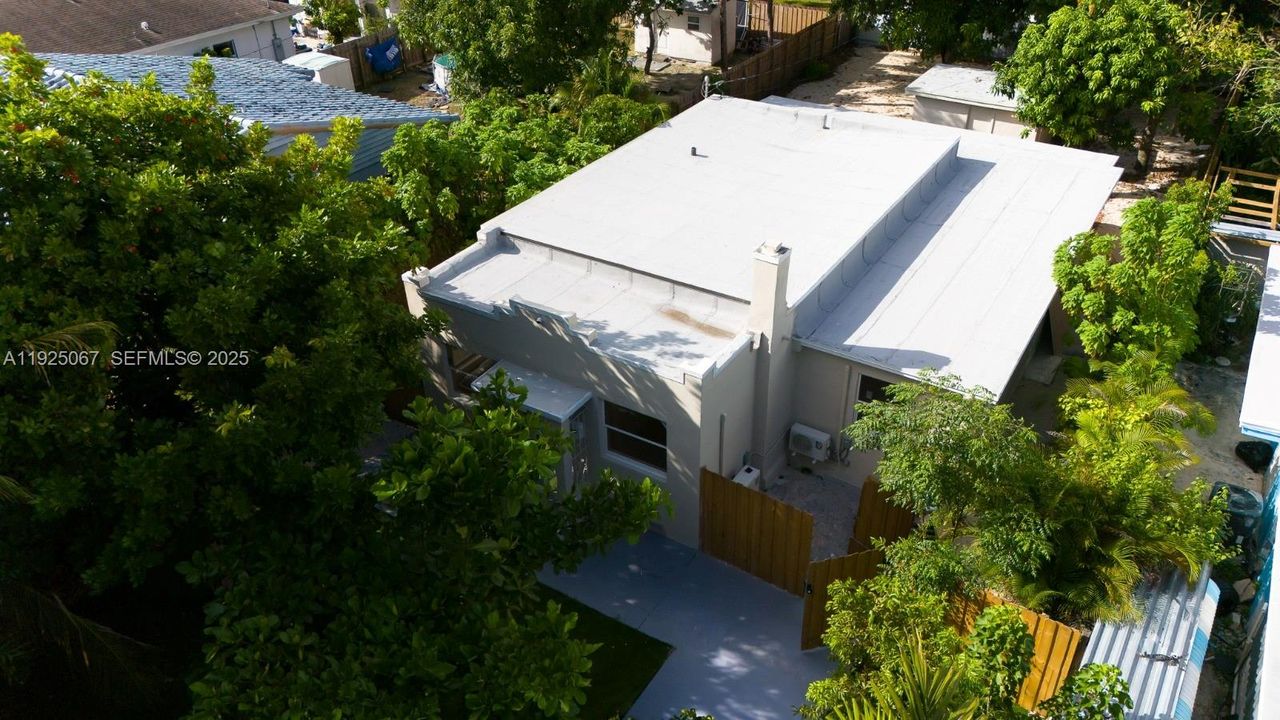 For Sale: $529,000 (3 beds, 2 baths, 1539 Square Feet)