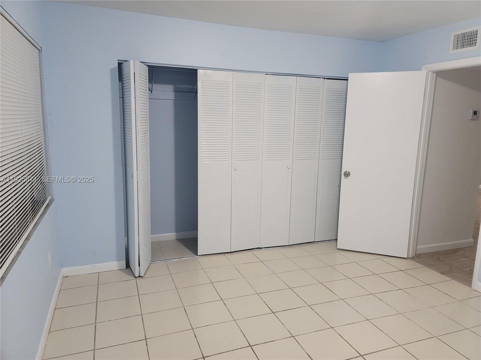 В аренду: $2,100 (2 спален, 1 ванн, 770 Квадратных фут)