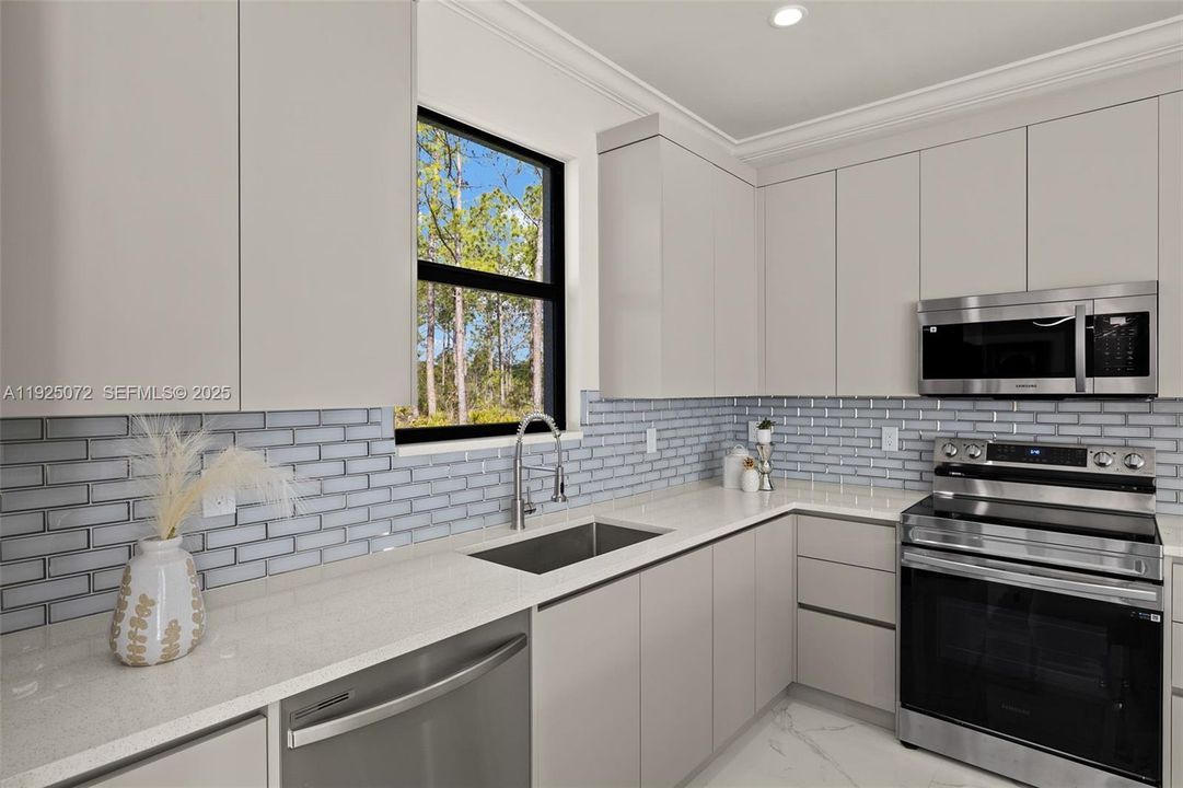 En Venta: $487,900 (3 camas, 2 baños, 1519 Pies cuadrados)