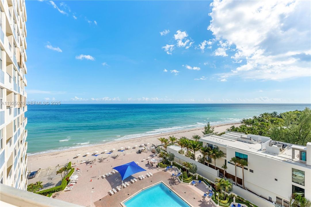 For Sale: $749,000 (2 beds, 2 baths, 1165 Square Feet)