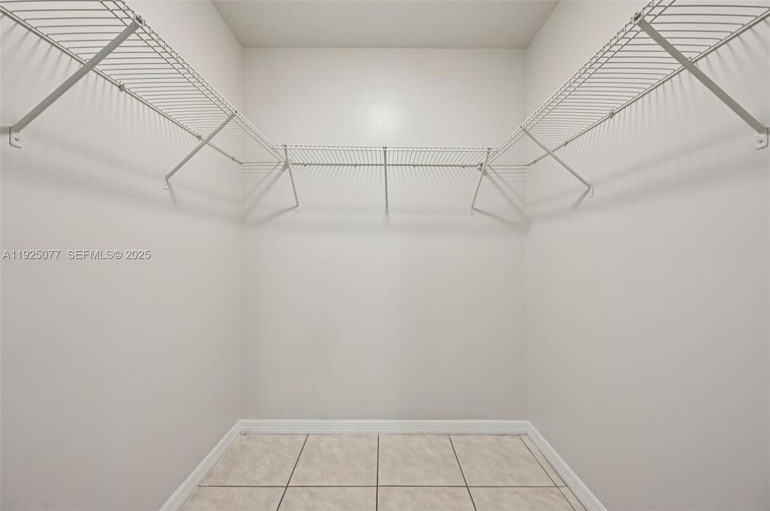 待售: $372,500 (3 贝兹, 2 浴室, 1615 平方英尺)