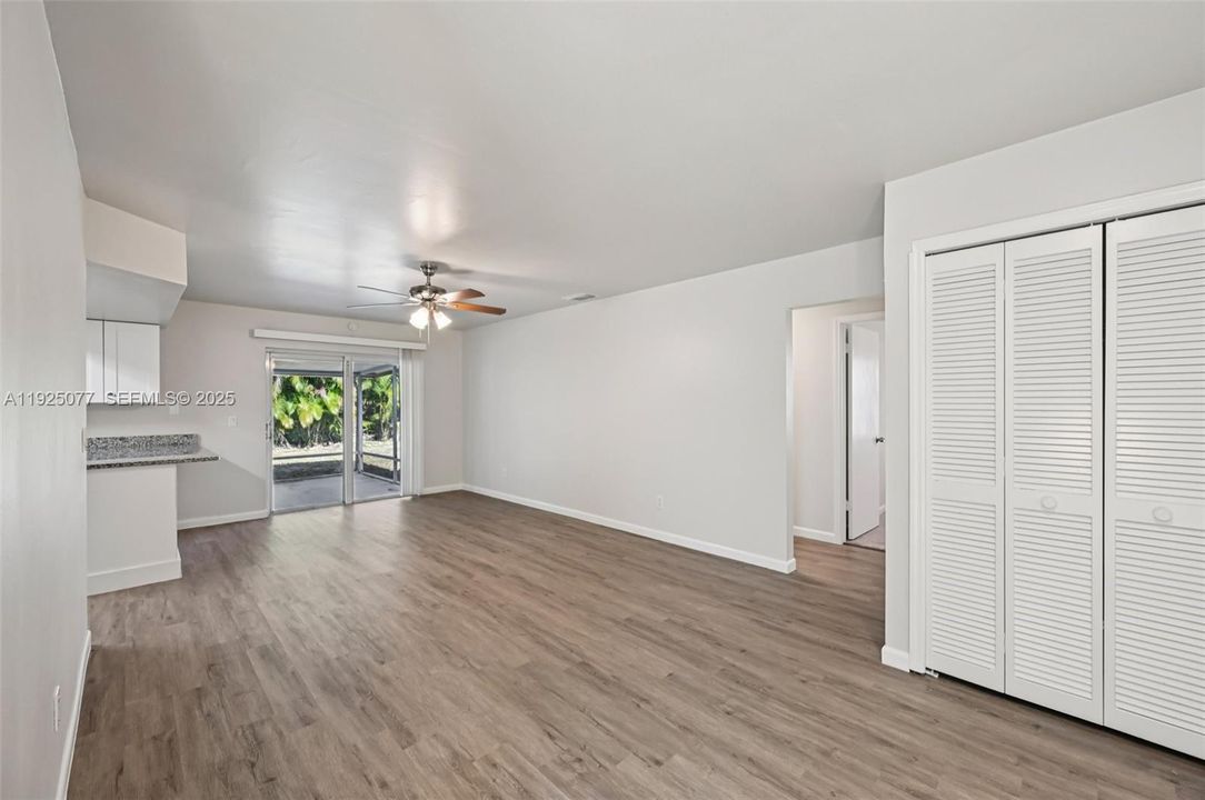 待售: $372,500 (3 贝兹, 2 浴室, 1615 平方英尺)