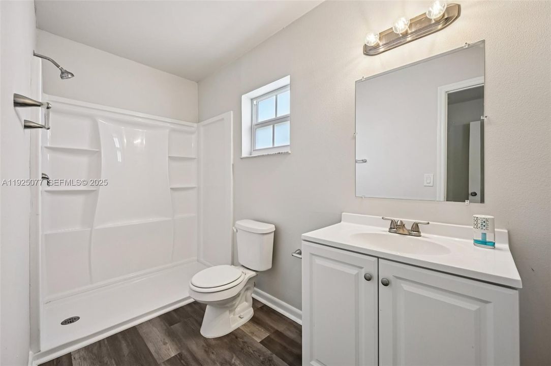 待售: $372,500 (3 贝兹, 2 浴室, 1615 平方英尺)