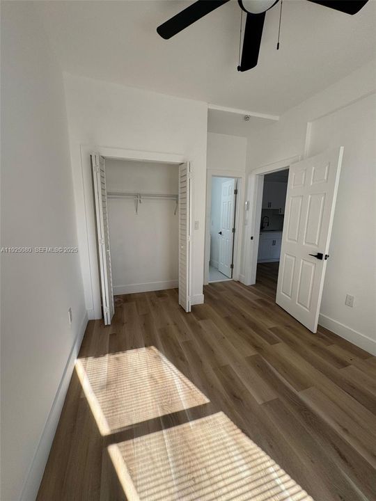 For Rent: $2,000 (1 beds, 1 baths, 3836 Square Feet)