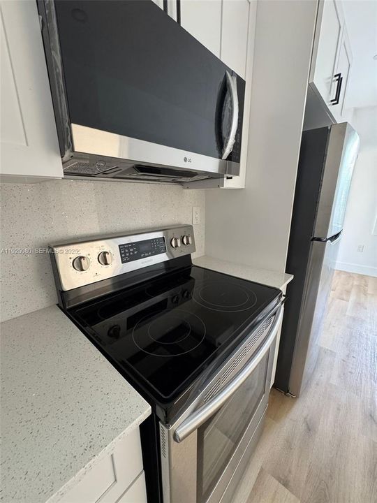 For Rent: $2,000 (1 beds, 1 baths, 3836 Square Feet)