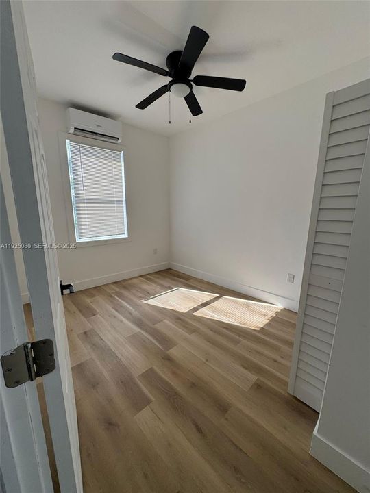 For Rent: $2,000 (1 beds, 1 baths, 3836 Square Feet)