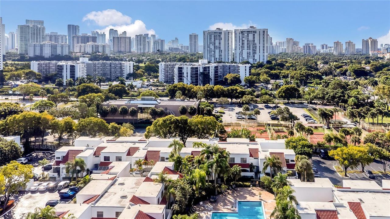 待售: $578,000 (3 贝兹, 3 浴室, 1365 平方英尺)