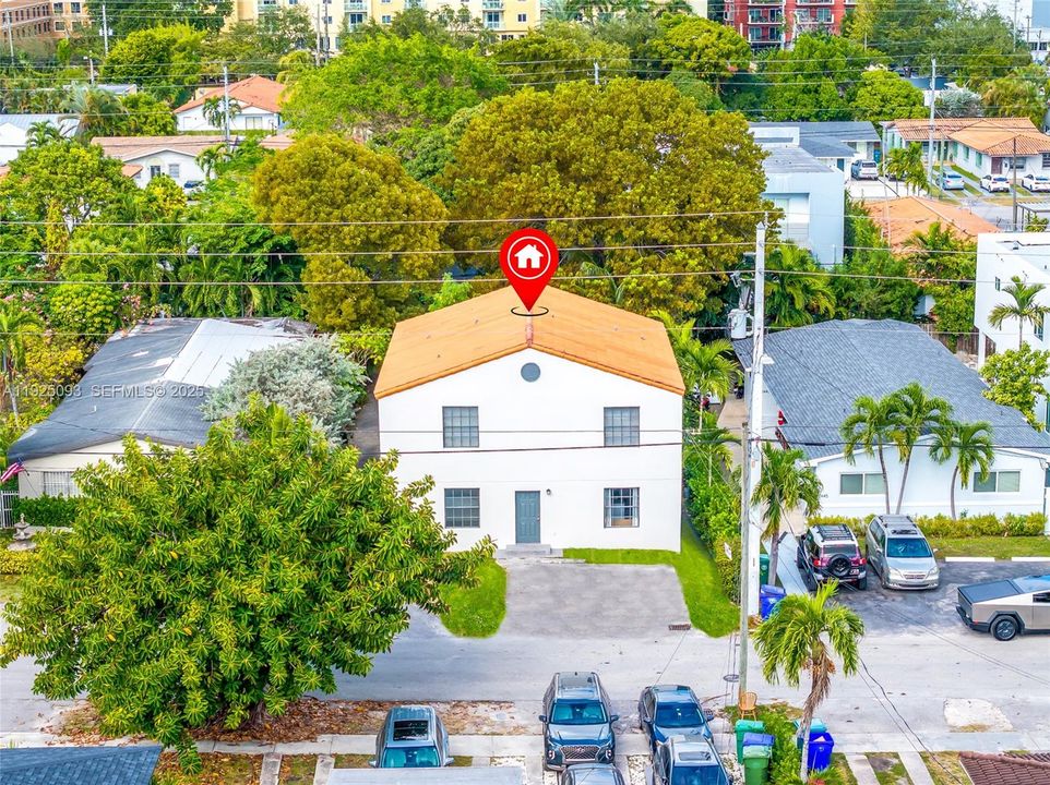 For Rent: $2,300 (2 beds, 1 baths, 3110 Square Feet)