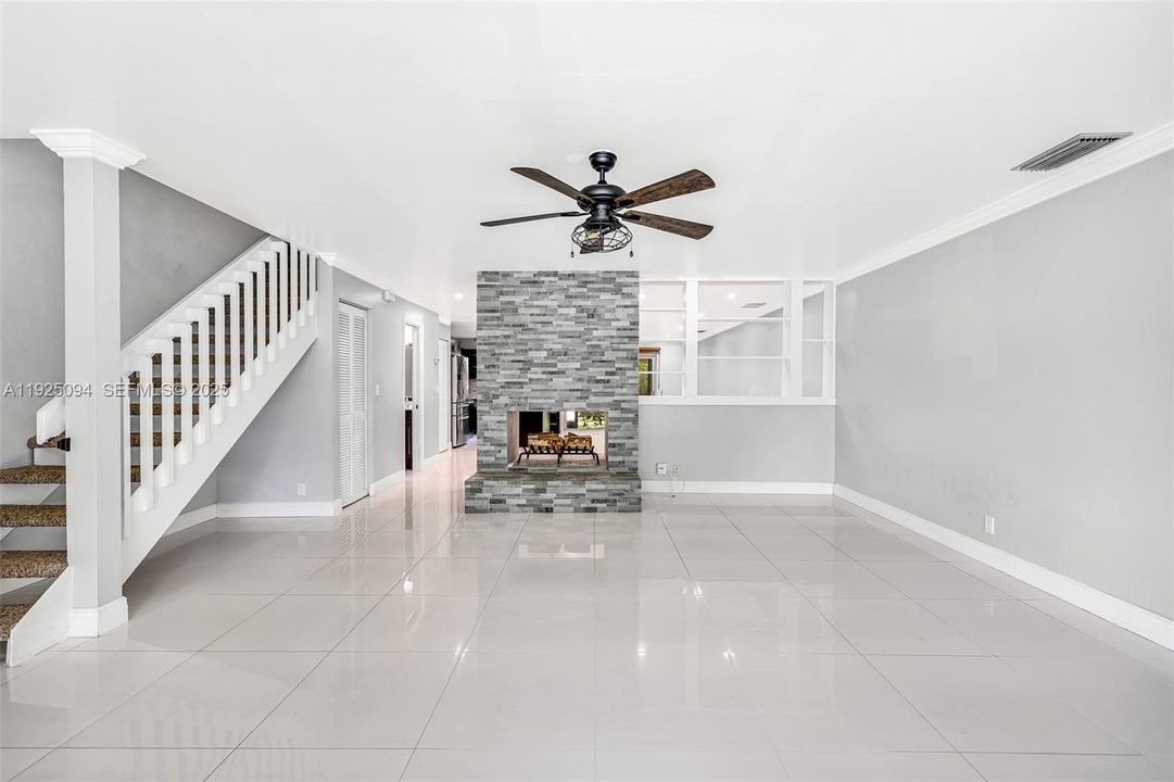 For Rent: $3,000 (3 beds, 2 baths, 1720 Square Feet)