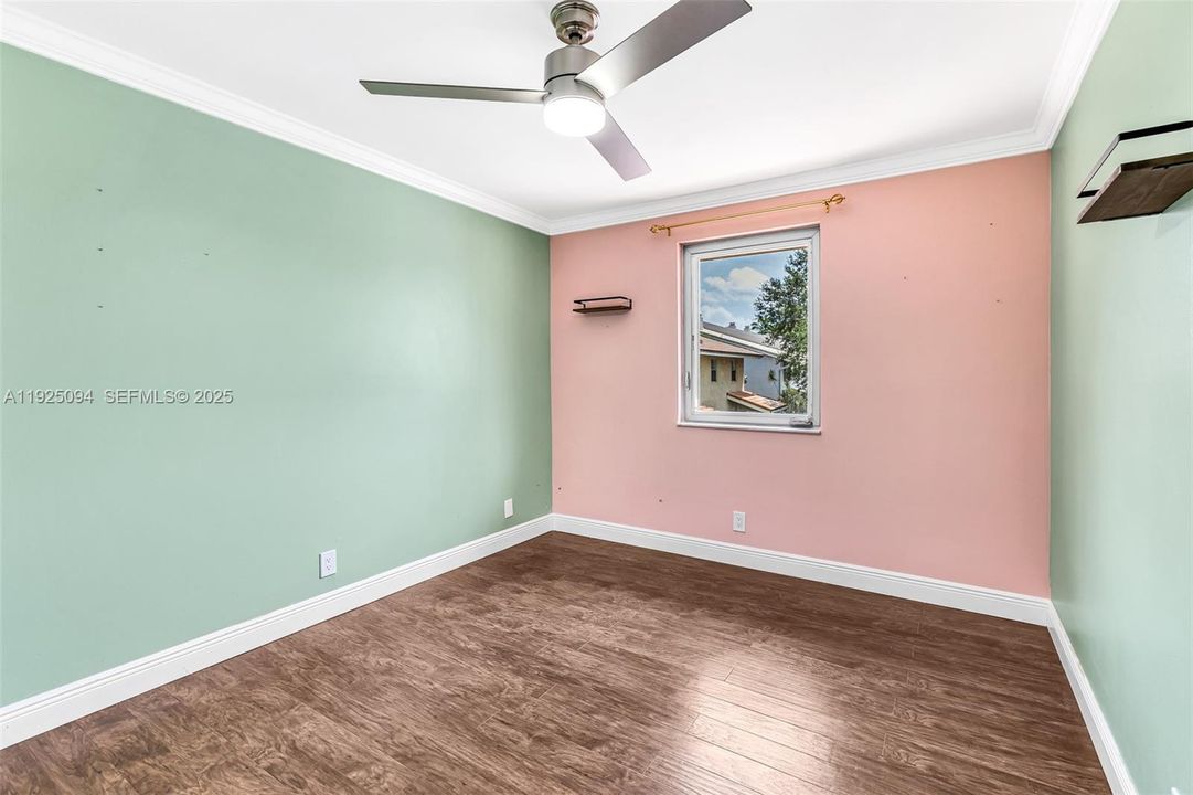 For Rent: $3,000 (3 beds, 2 baths, 1720 Square Feet)