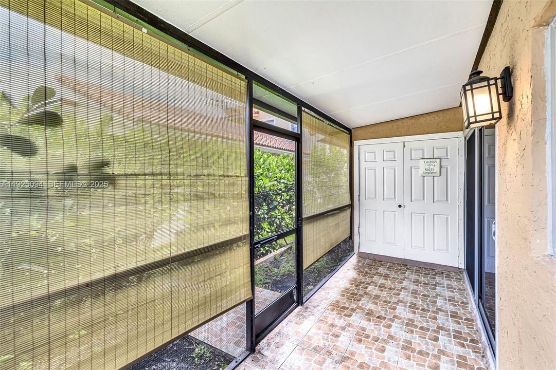 For Rent: $3,000 (3 beds, 2 baths, 1720 Square Feet)