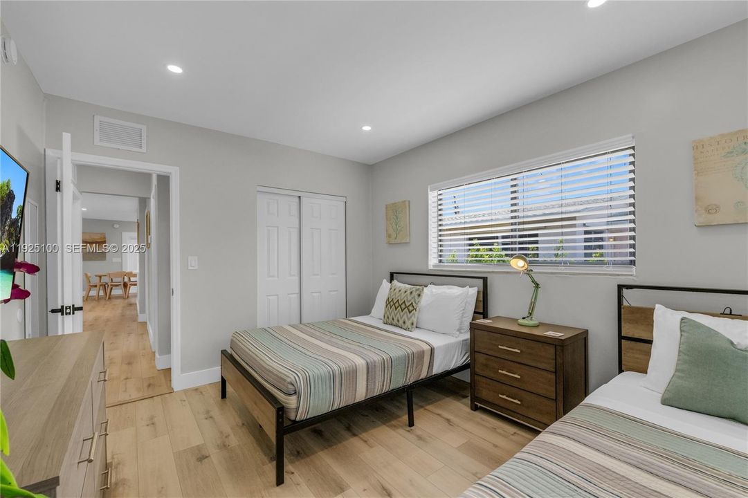 For Rent: $6,200 (3 beds, 2 baths, 1747 Square Feet)