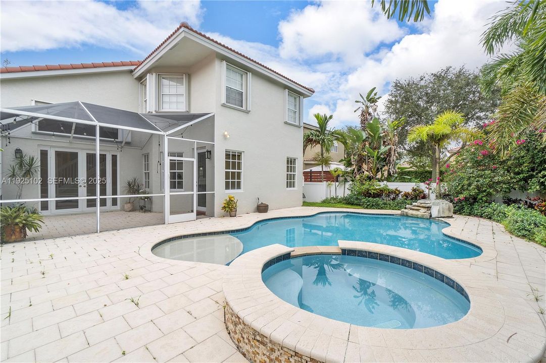 For Rent: $5,100 (4 beds, 2 baths, 2237 Square Feet)