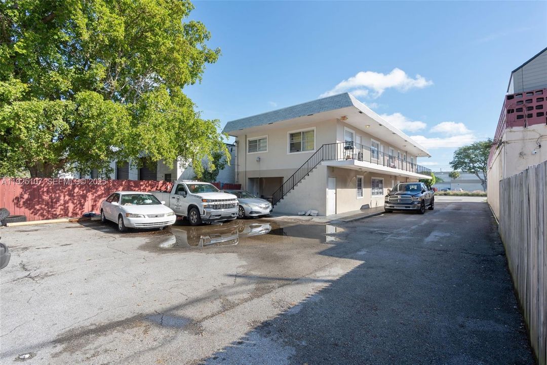 For Rent: $1,200 (0 beds, 1 baths, 0 Square Feet)