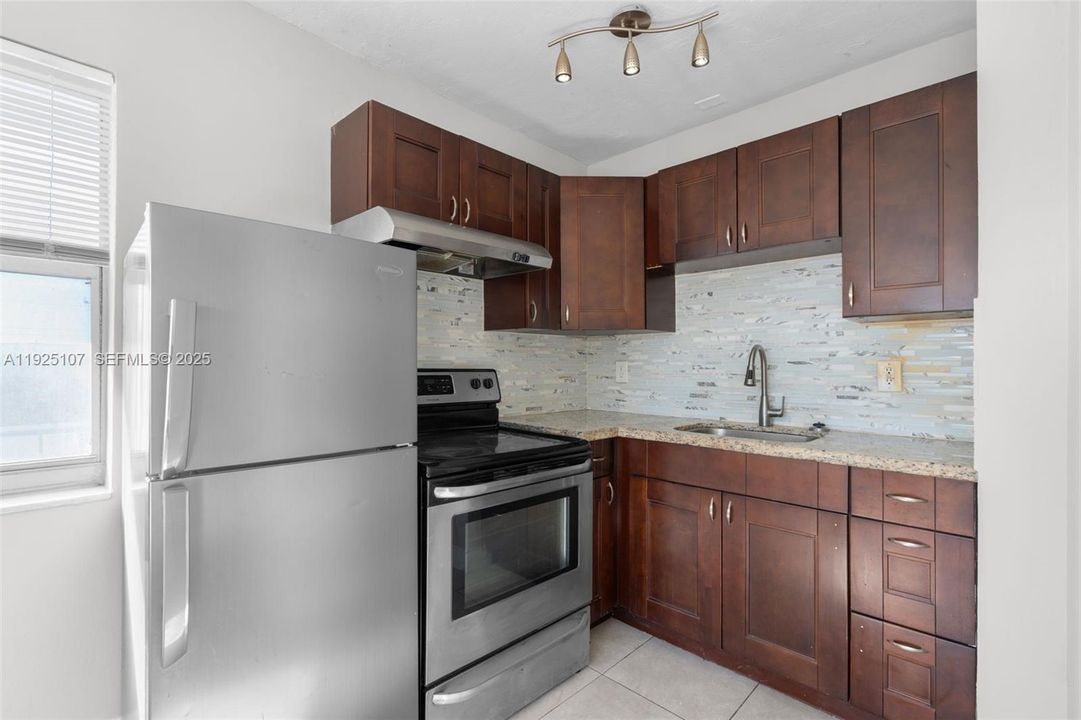 For Rent: $1,200 (0 beds, 1 baths, 0 Square Feet)