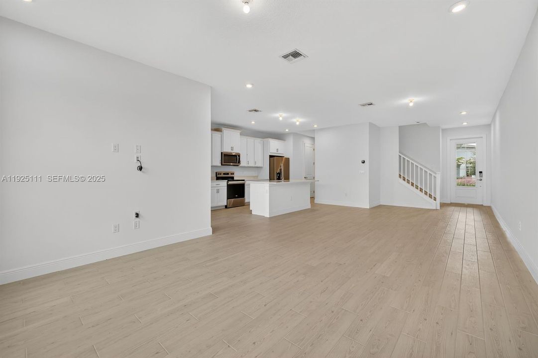 For Rent: $3,200 (3 beds, 2 baths, 0 Square Feet)