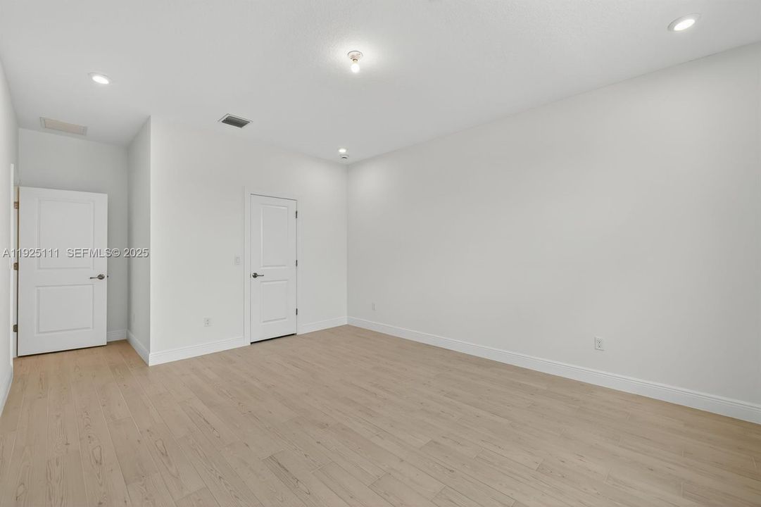 For Rent: $3,200 (3 beds, 2 baths, 0 Square Feet)