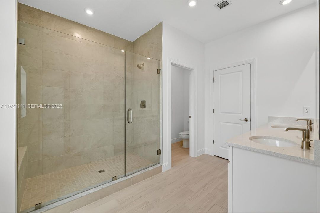 For Rent: $3,200 (3 beds, 2 baths, 0 Square Feet)